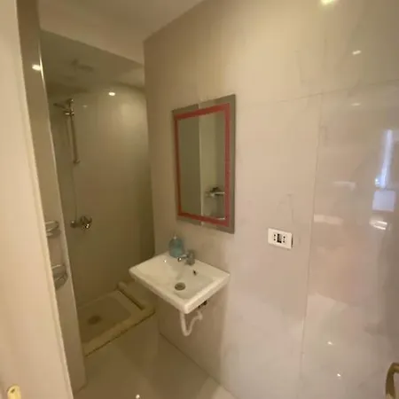 Tokaapartment アパート *